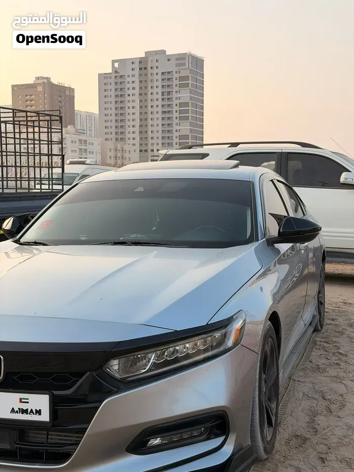 Honda Accord 2020 photo 2