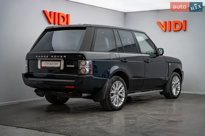 Land Rover Range Rover 2011 photo 2