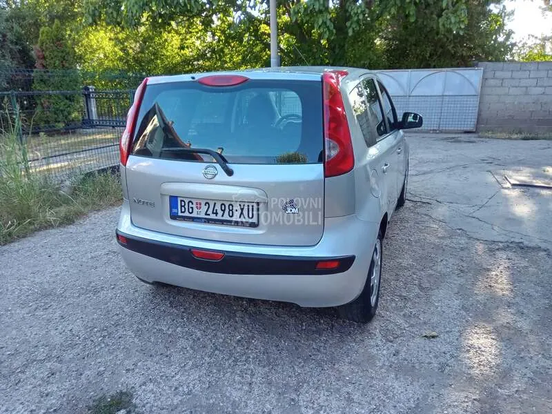 Nissan Note 2006 photo 4