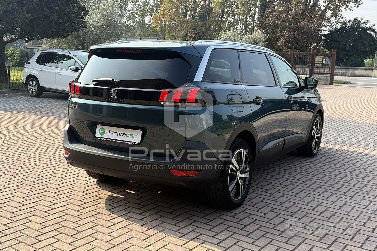 Peugeot 5008 2019 photo 5