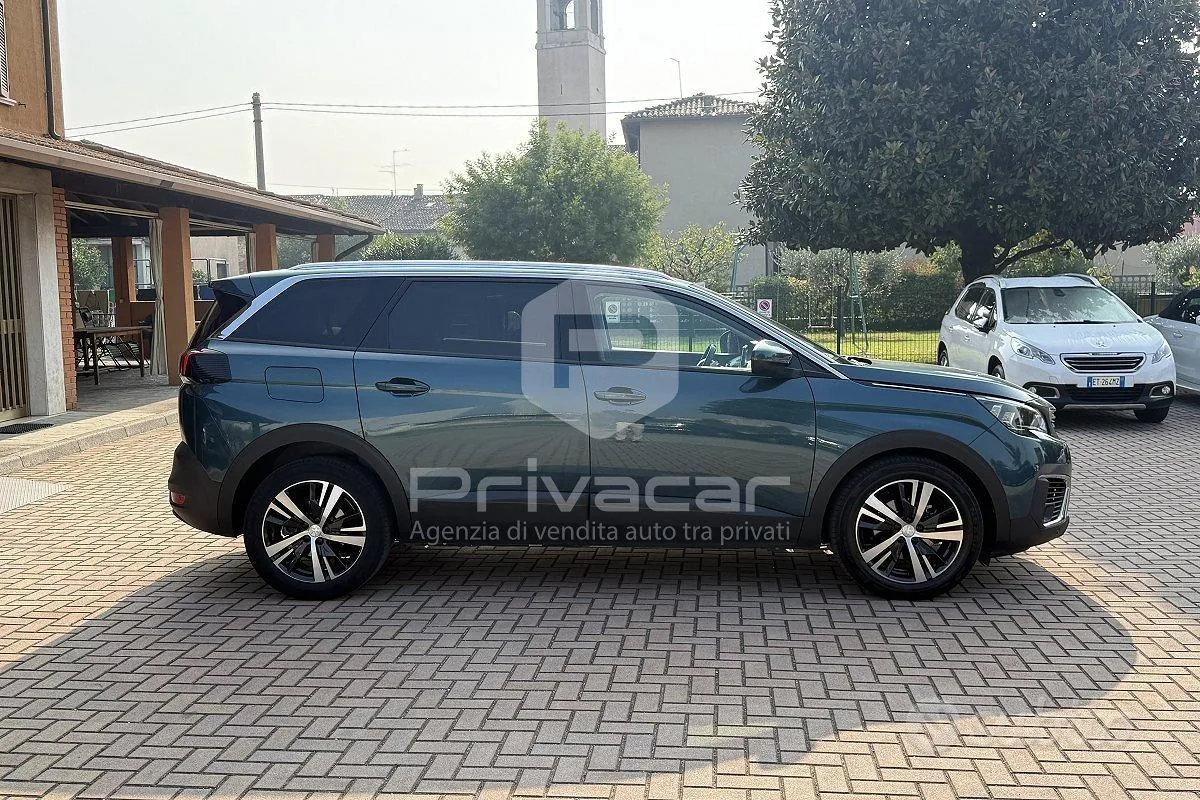 Peugeot 5008 2019 photo 4
