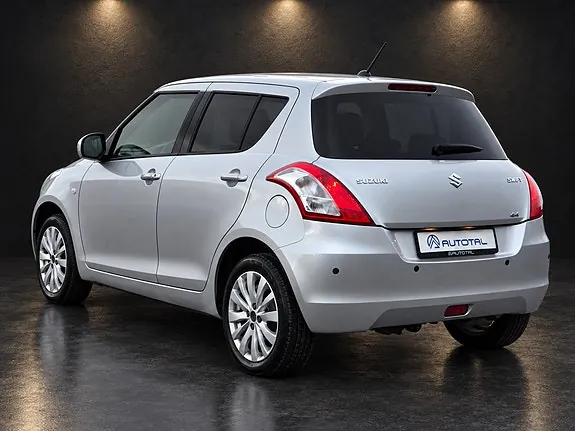 Suzuki Swift 2013 photo 4