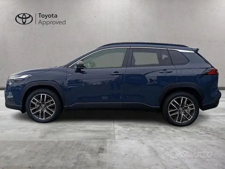 Toyota Corolla Cross 2025 photo 3