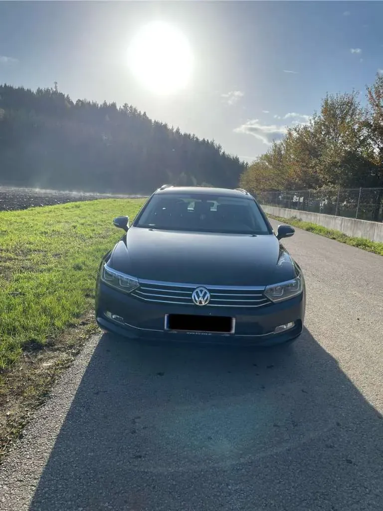 Volkswagen Passat 2016 photo 2