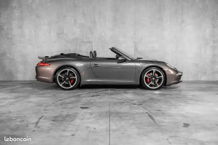 Porsche 911 2012 photo 2