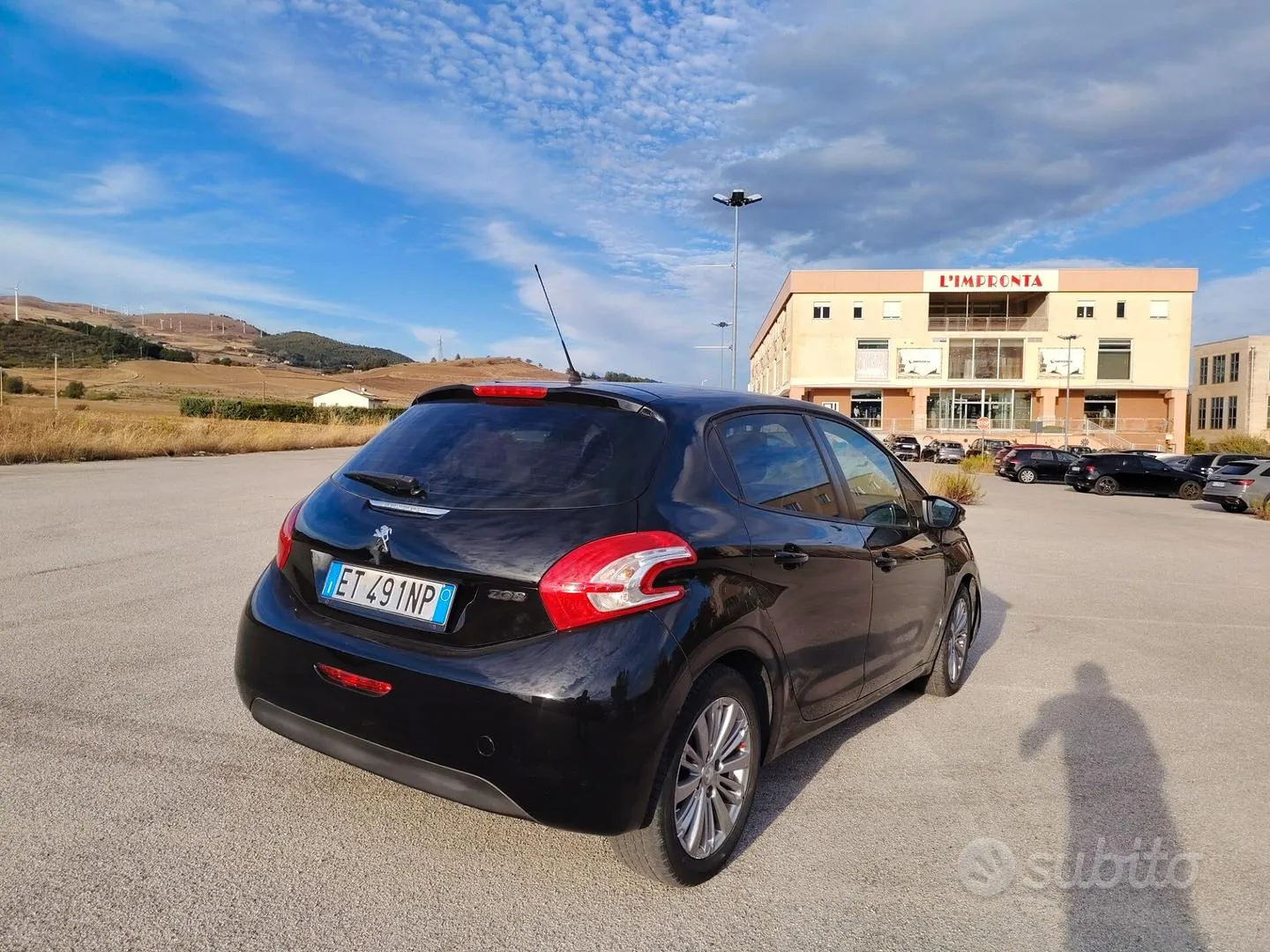 Peugeot 208 2013 photo 5