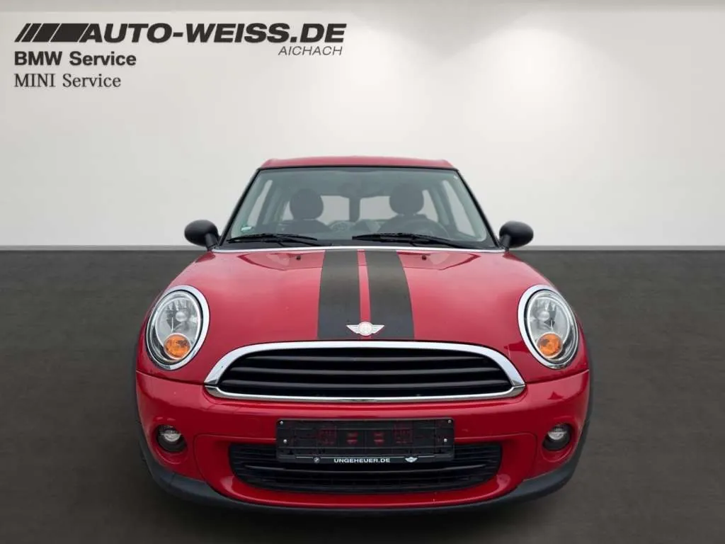 Mini One Clubman 2011 photo 2