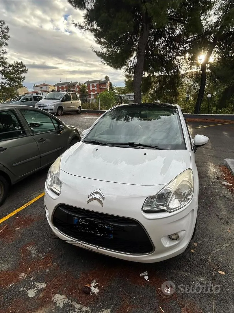 Citroen C3 2012 photo 3