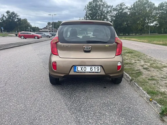 Kia Picanto 2012 photo 5