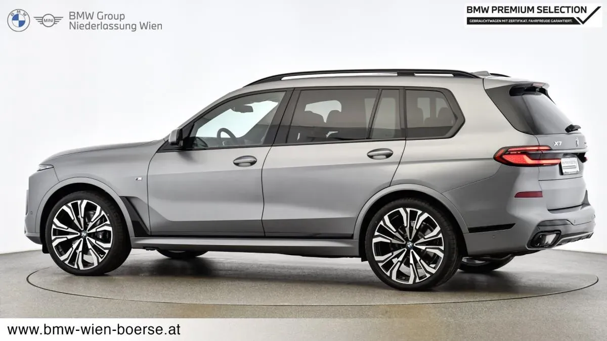 BMW X7 2025 photo 3