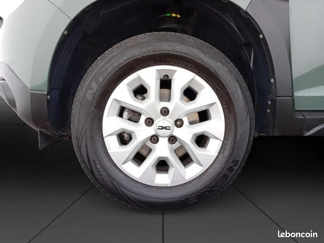 Dacia Duster 2023 photo 3