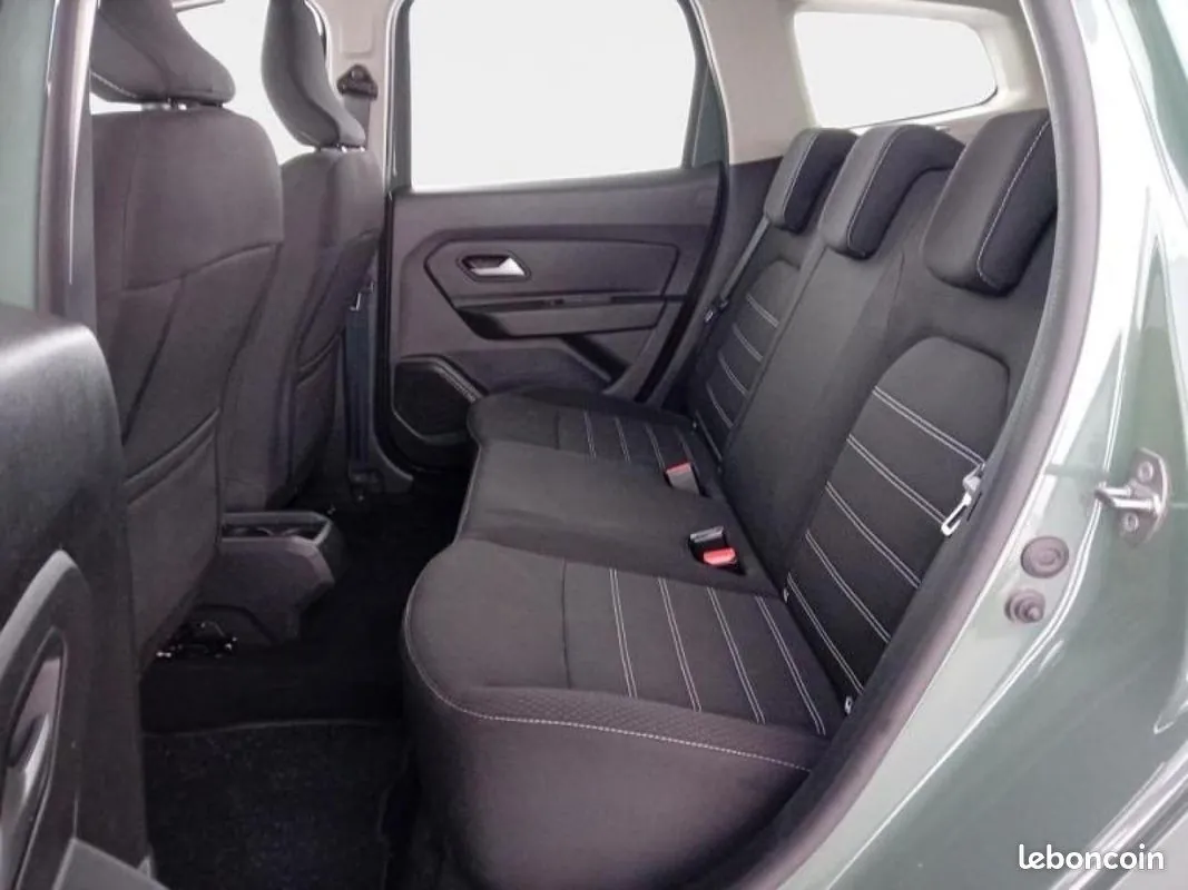 Dacia Duster 2023 photo 4