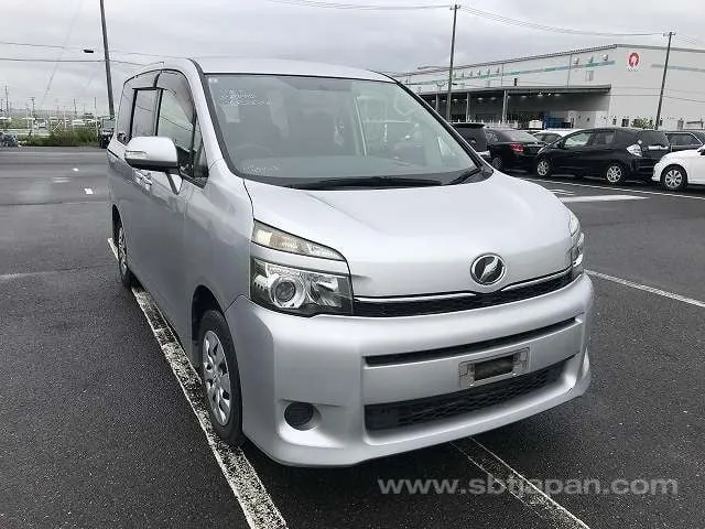 Toyota Voxy X