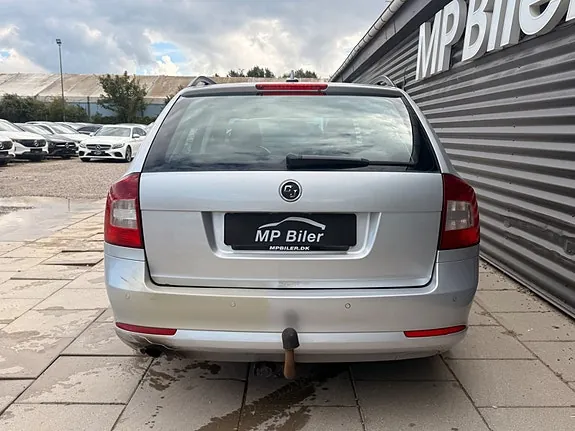 Skoda Octavia 2013 photo 5