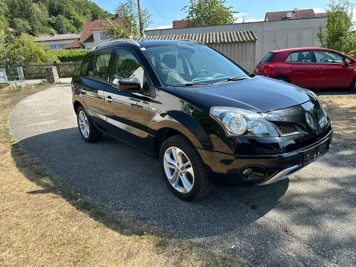 Renault Koleos 2010 photo 3
