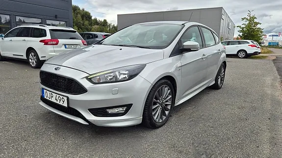 Ford Focus 2017 photo 2