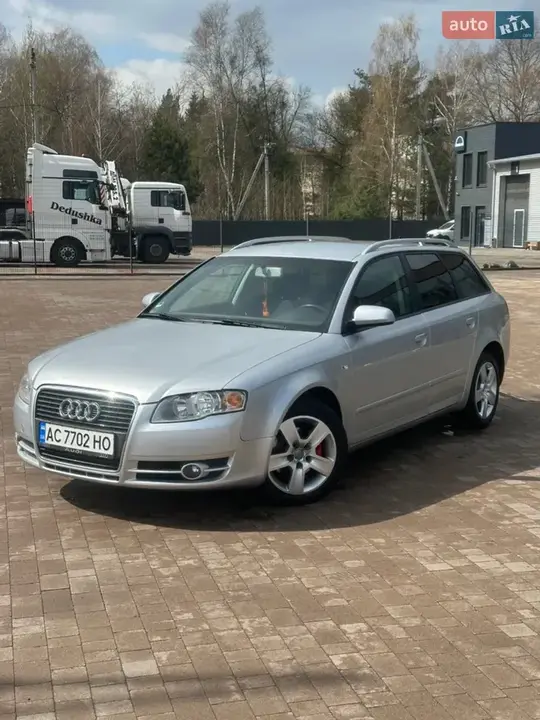 Audi A4 2008 photo 2