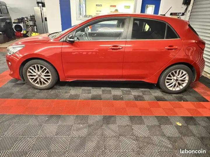 Kia Rio 2017 photo 4