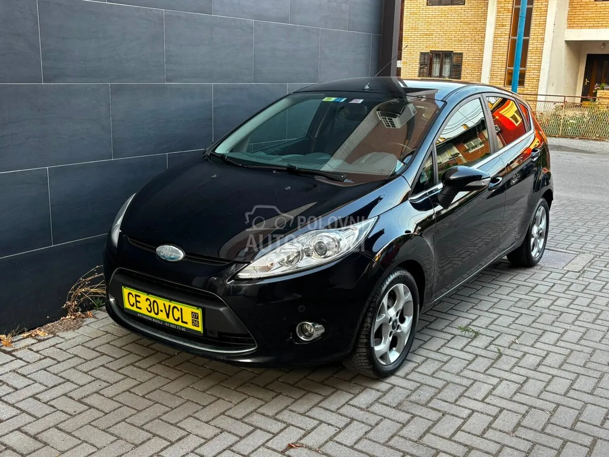 Ford Fiesta 2009 photo 2