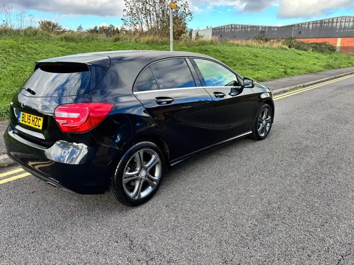 Mercedes-Benz A-Class 2015 photo 4