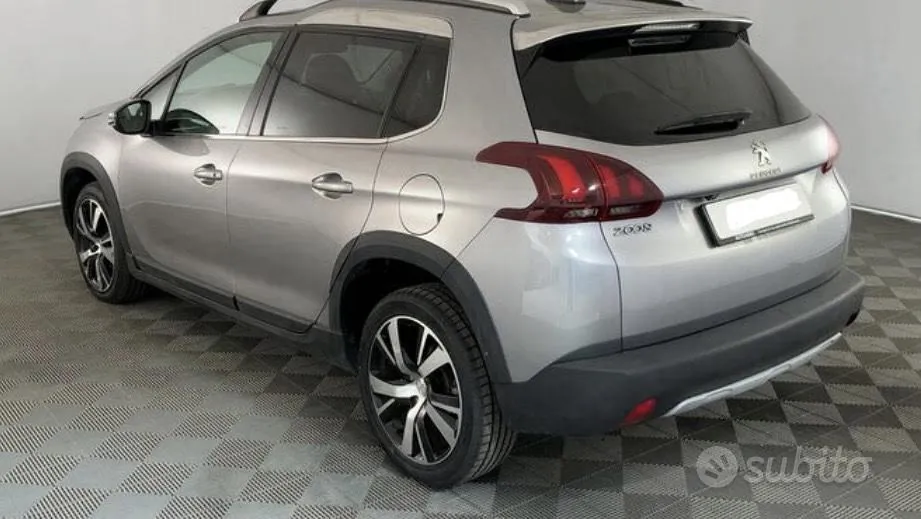 Peugeot 2008 2019 photo 2