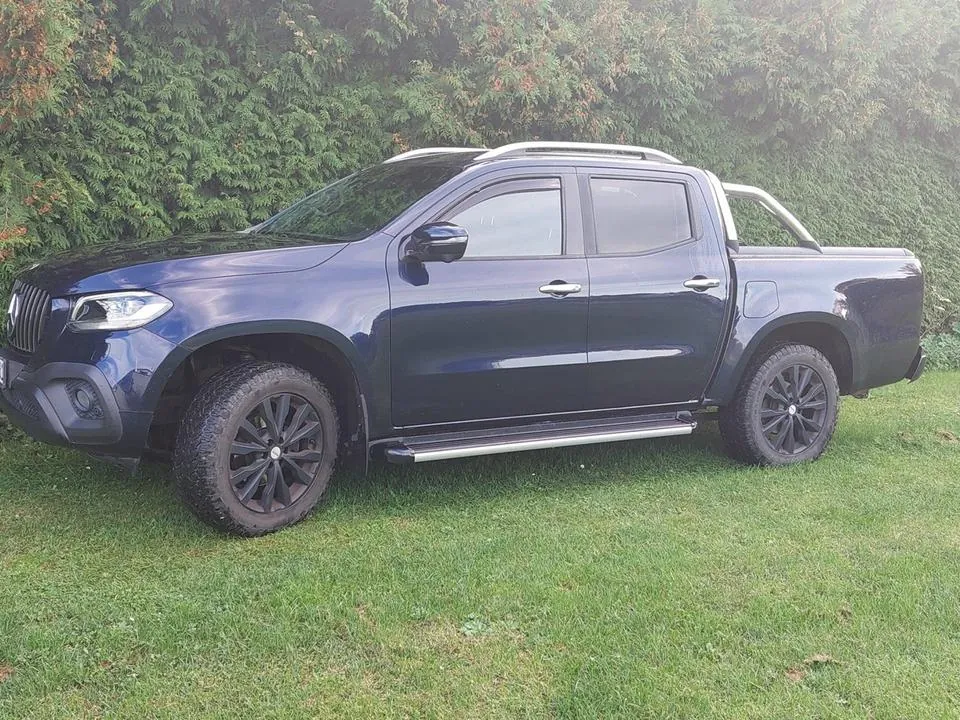 Mercedes-Benz X 250