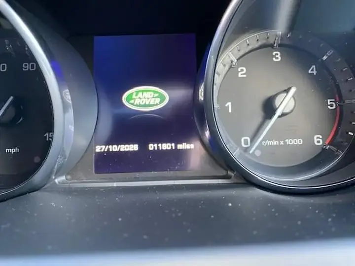 Land Rover Discovery Sport 2016 photo 5