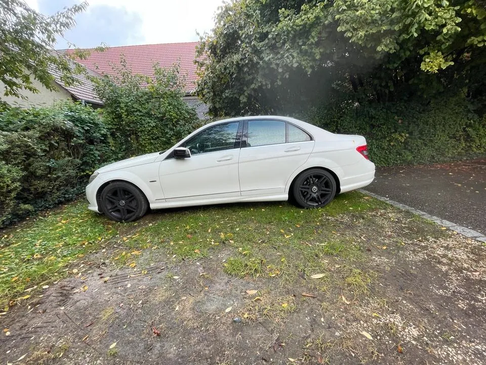 Mercedes-Benz C200 Amg Line