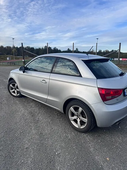 Audi A1 2012 photo 5