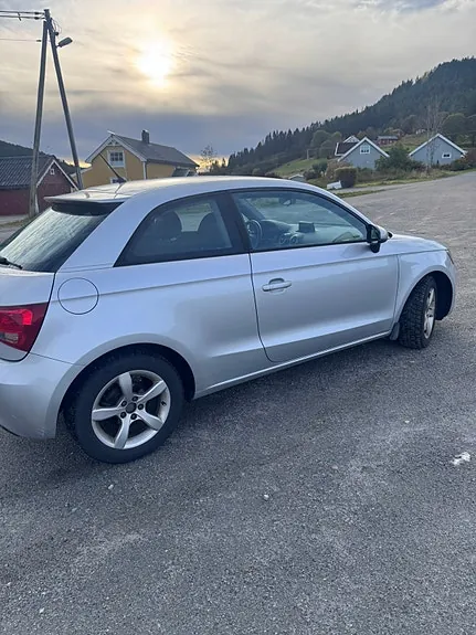 Audi A1 2012 photo 3
