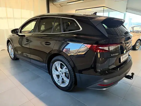 Skoda Enyaq 2023 photo 4
