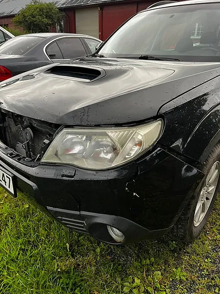 Subaru Forester 2011 photo 2