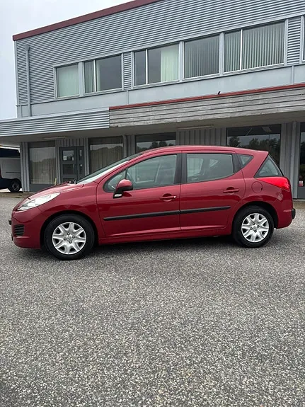 Peugeot 207 Sw 2010 photo 2