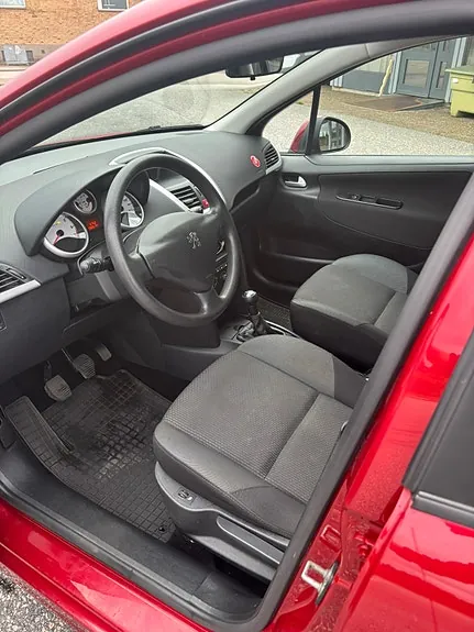Peugeot 207 Sw 2010 photo 5