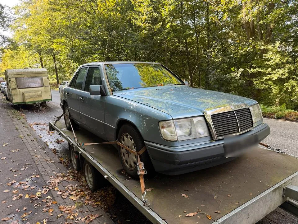 Mercedes-Benz W124