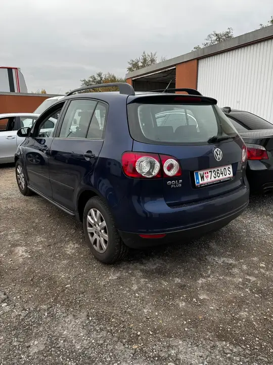 Volkswagen Golf Plus 2009 photo 2