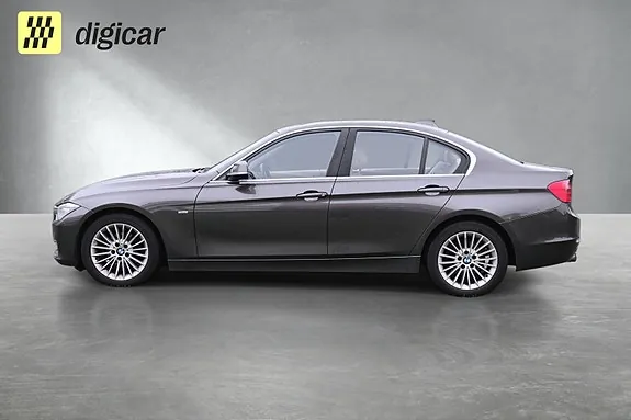 BMW 320I 2012 photo 2