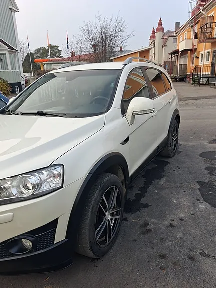 Chevrolet Captiva 2011 photo 2