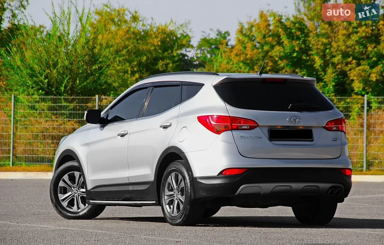 Hyundai Santa Fe 2014 photo 3