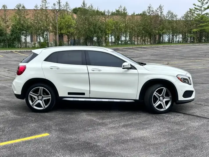 Mercedes-Benz Gla 2015 photo 4