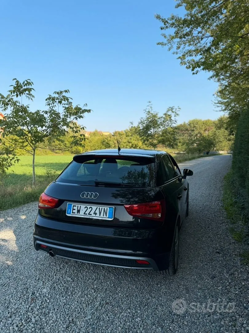 Audi A1 2014 photo 3