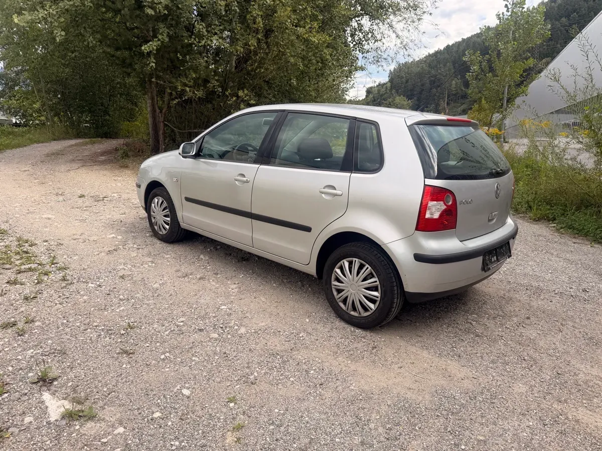 Volkswagen Polo 2003 photo 3