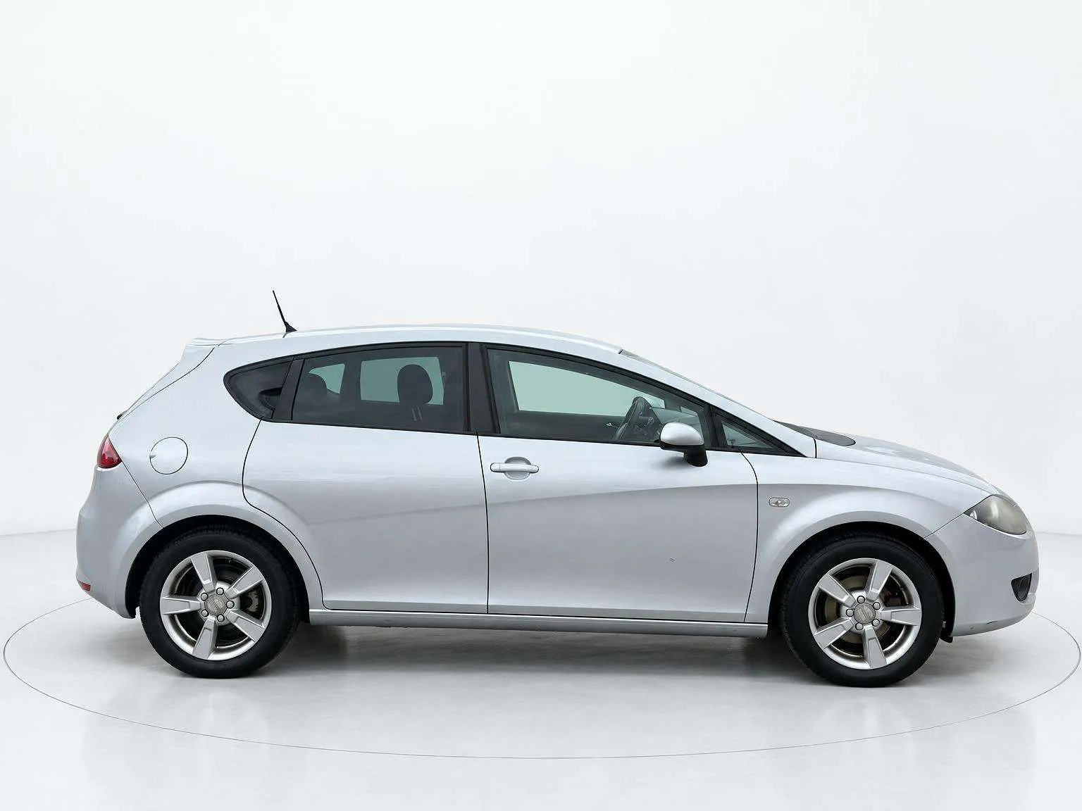 Seat Leon 2008 photo 5