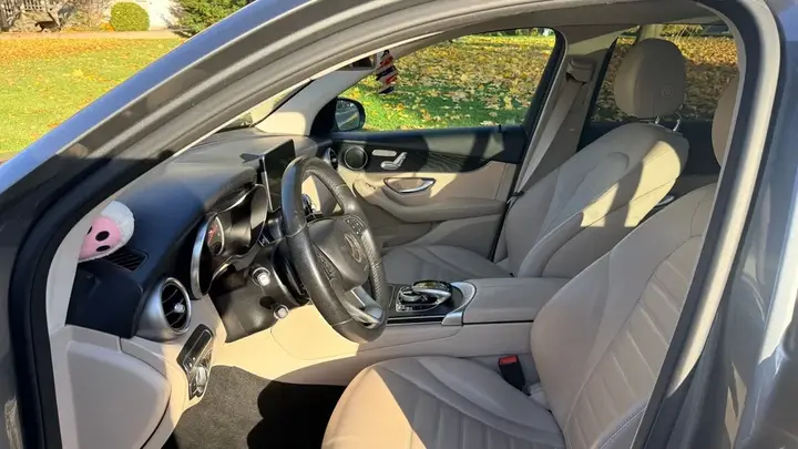 Mercedes-Benz Glc 2018 photo 4