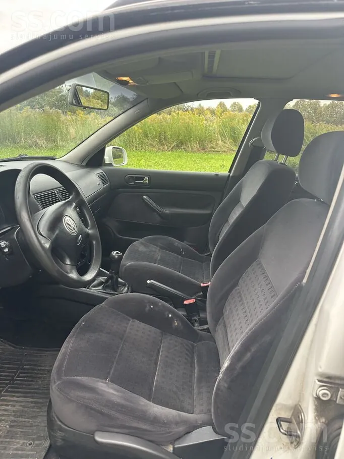 Volkswagen Golf 2001 photo 4