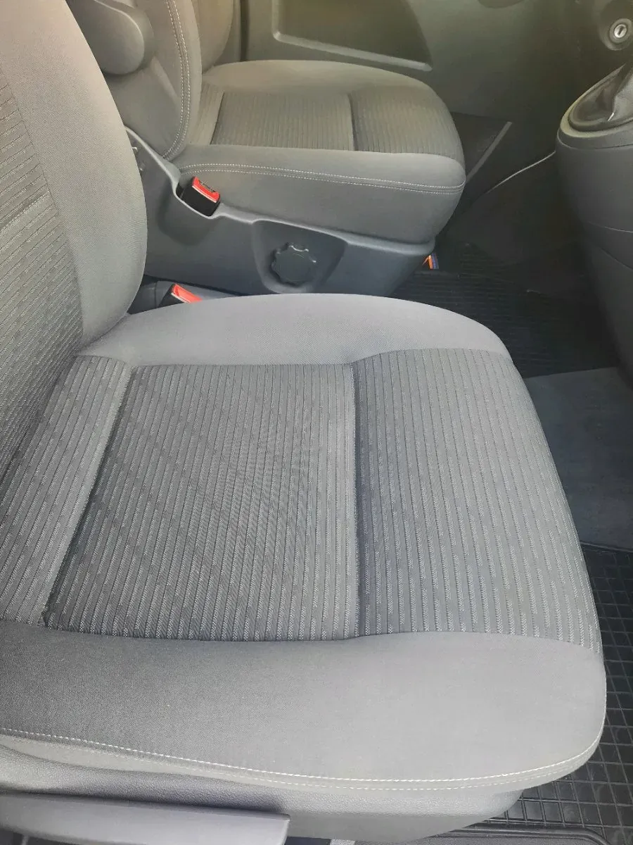 Volkswagen Multivan 2013 photo 2