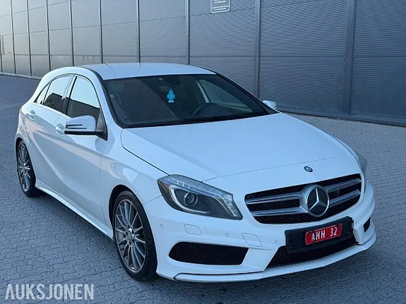 Mercedes-Benz A-Class 2012 photo 2