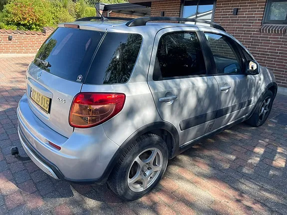 Suzuki Sx4 2008 photo 4