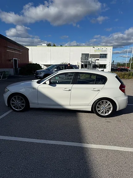 BMW 120D 2008 photo 2