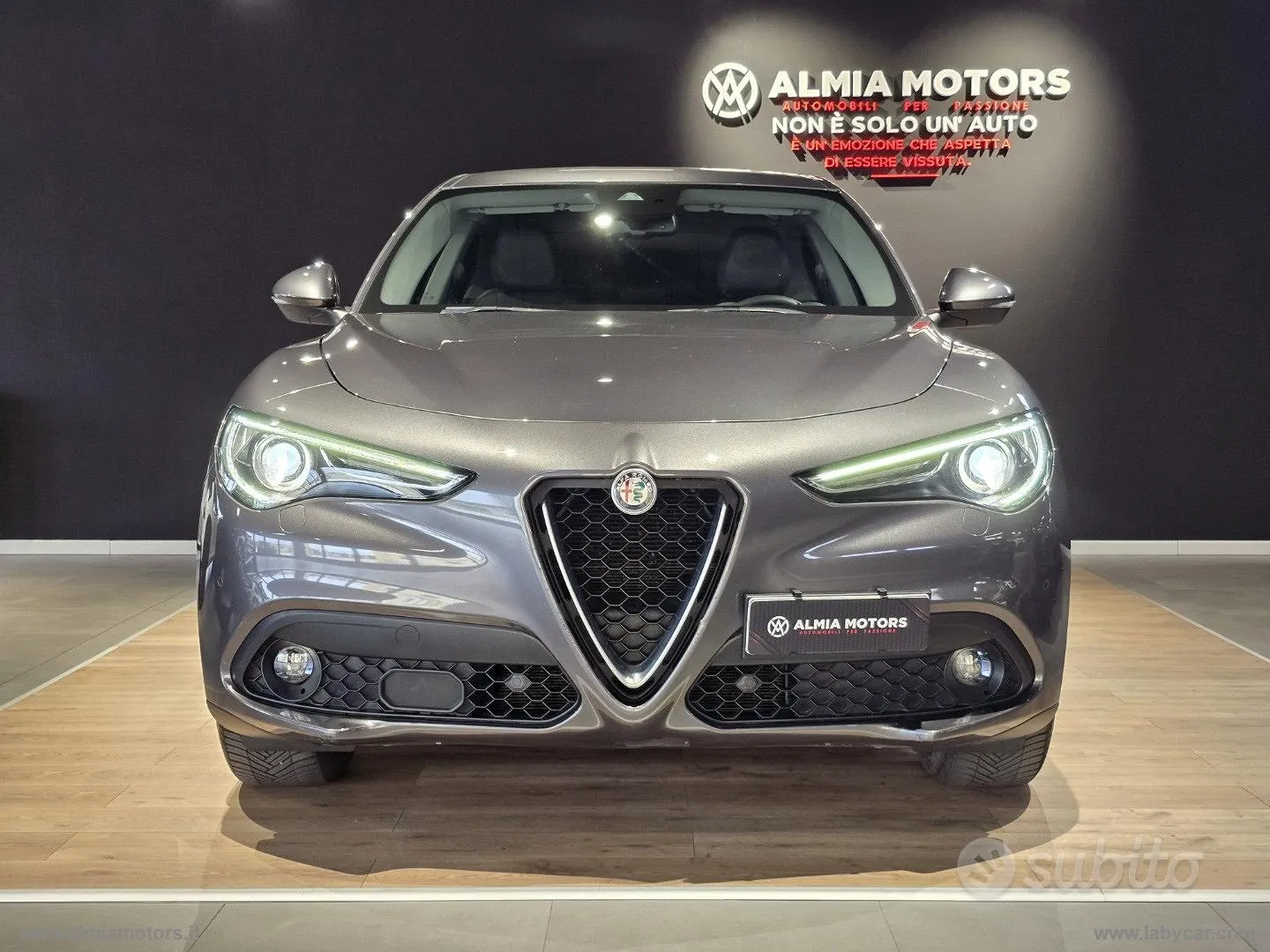 Alfa Romeo Stelvio 2017 photo 2